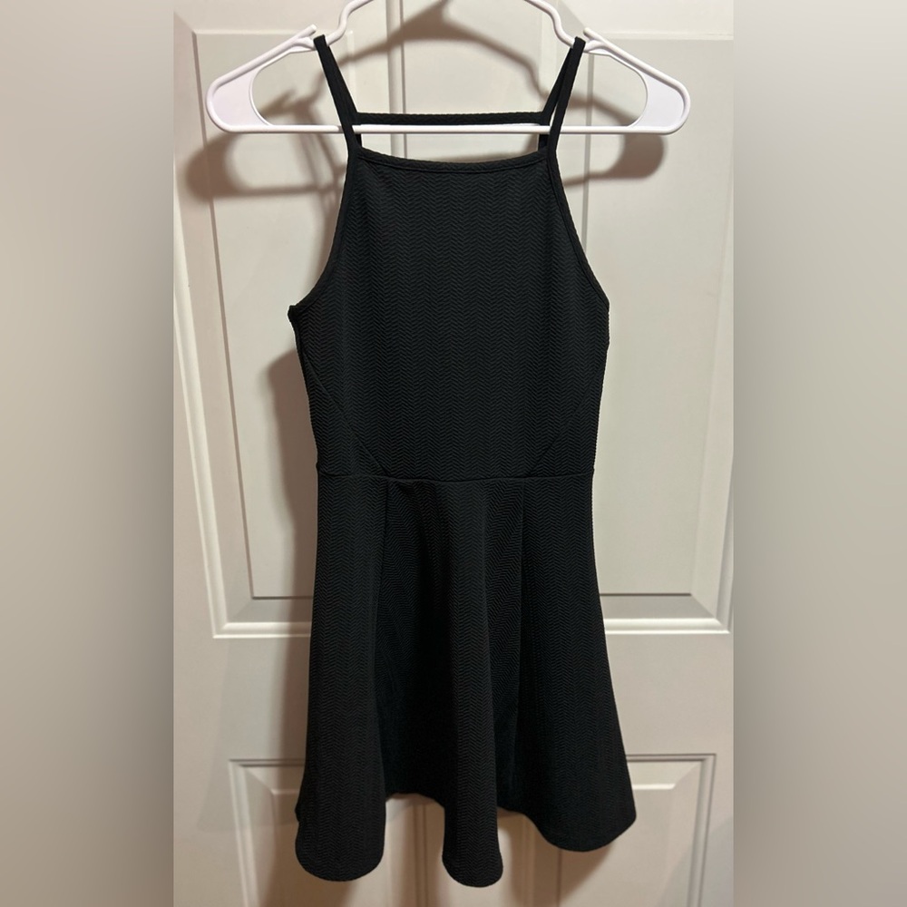 H&M Chic Black Sleeveless Dress